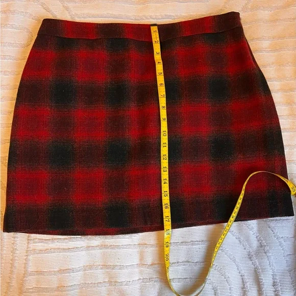 Banana Republic Red and Black Wool/Rayon Plaid Mini Skirt - Picture 3 of 4